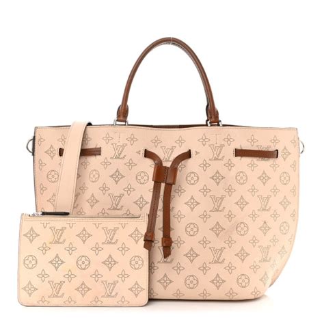 LOUIS VUITTON Mahina Girolata Creme 1391743 